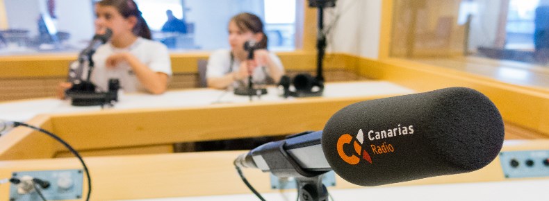 Canarias Radio abre sus puertas al alumnado del taller de radio